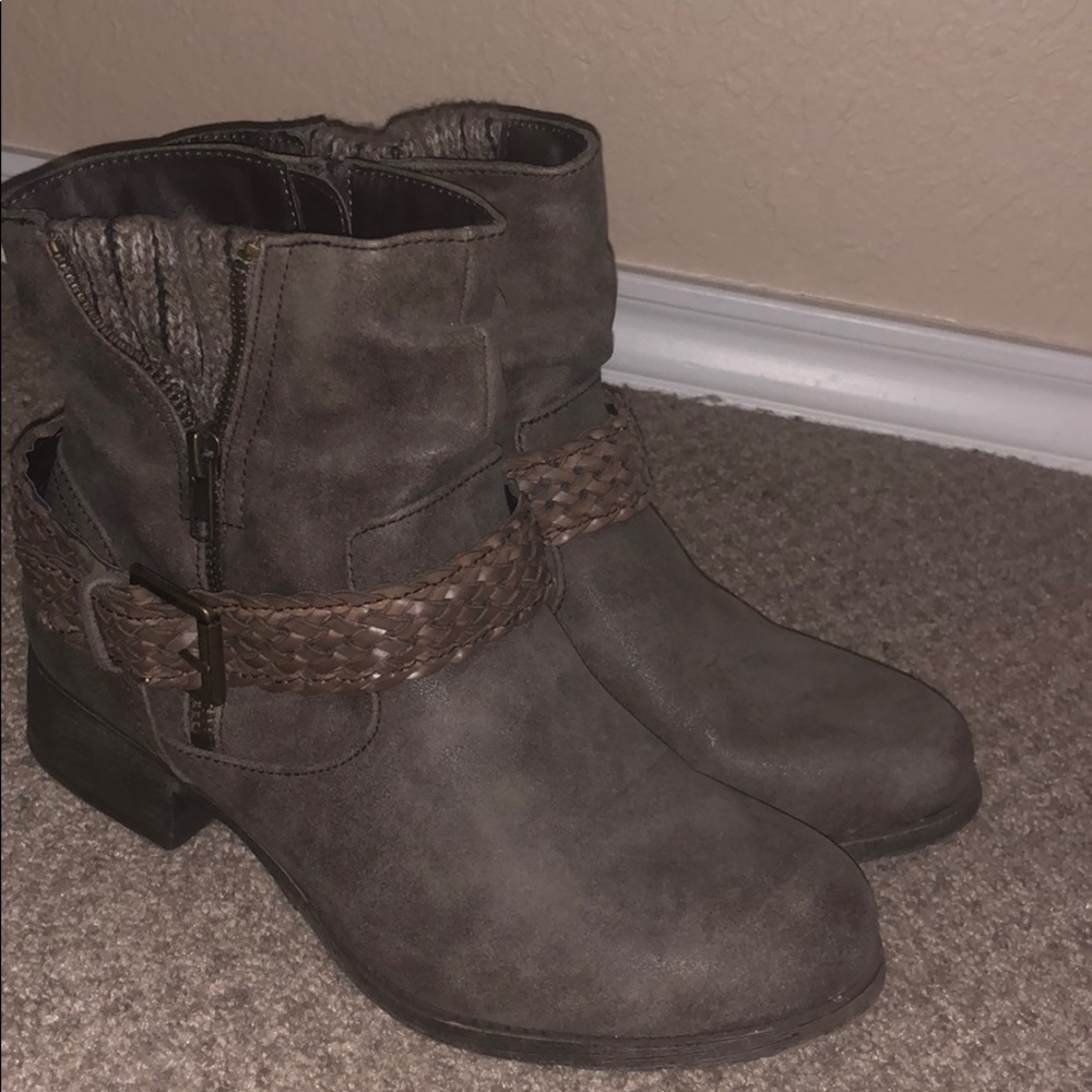 Ankle boots